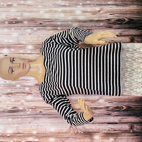 J. Crew Tops - J.Crew Women's Long Sleeve White & Navy Striped Top Size S